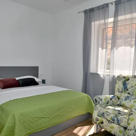 Aries Feriehus Supetar