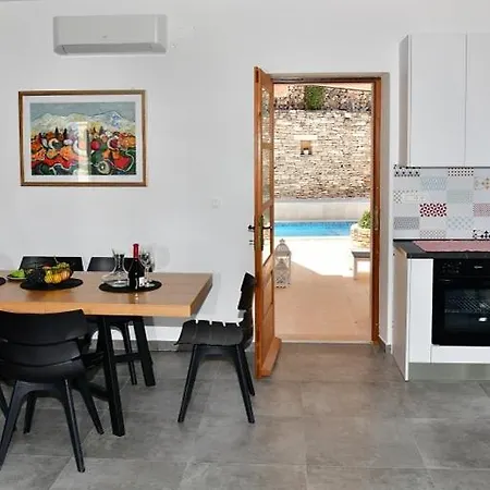 Feriehus Aries Supetar