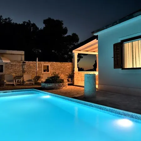 Aries Holiday home Supetar